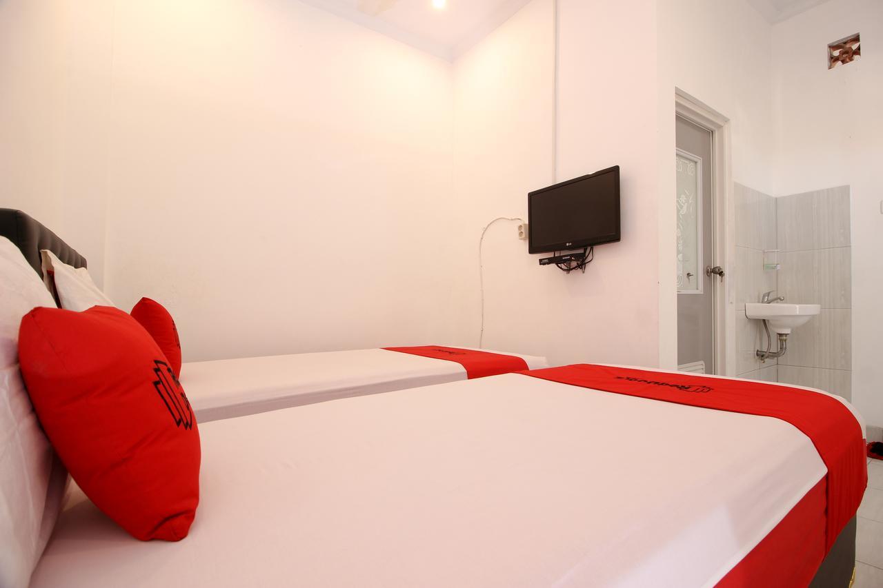 Reddoorz Plus @ Prawirotaman 3 Yogyakarta Extérieur photo