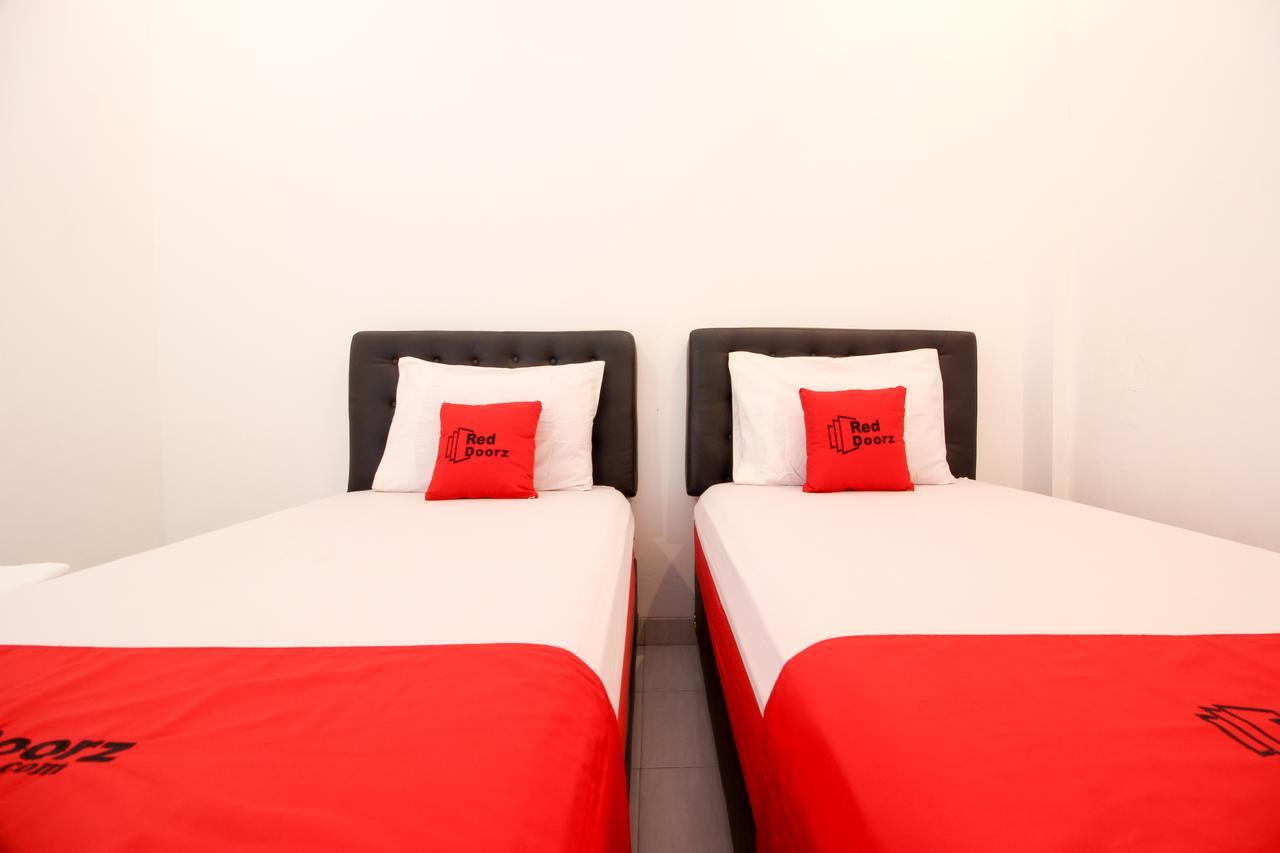 Reddoorz Plus @ Prawirotaman 3 Yogyakarta Extérieur photo