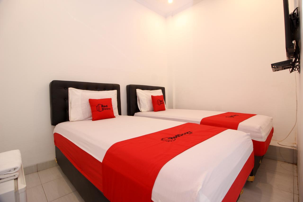 Reddoorz Plus @ Prawirotaman 3 Yogyakarta Extérieur photo