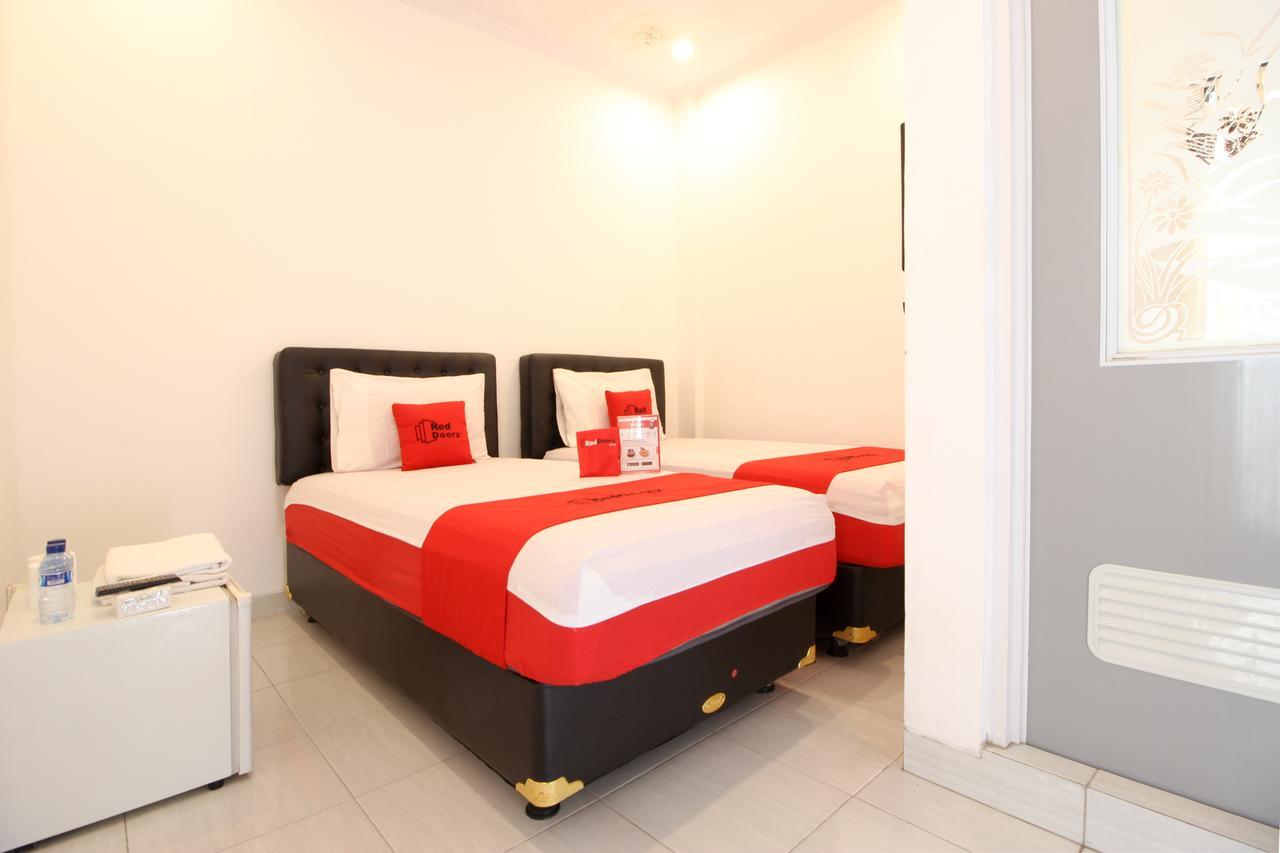Reddoorz Plus @ Prawirotaman 3 Yogyakarta Extérieur photo