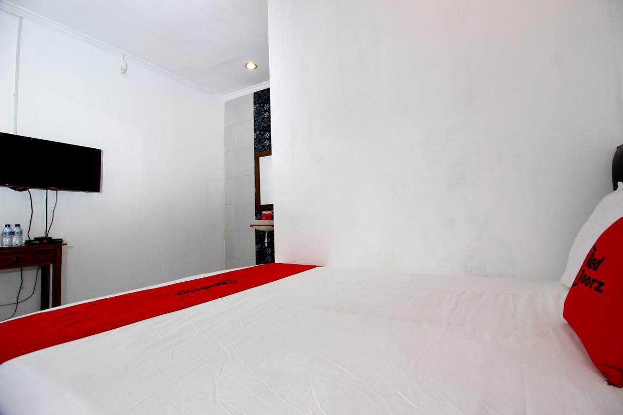 Reddoorz Plus @ Prawirotaman 3 Yogyakarta Extérieur photo